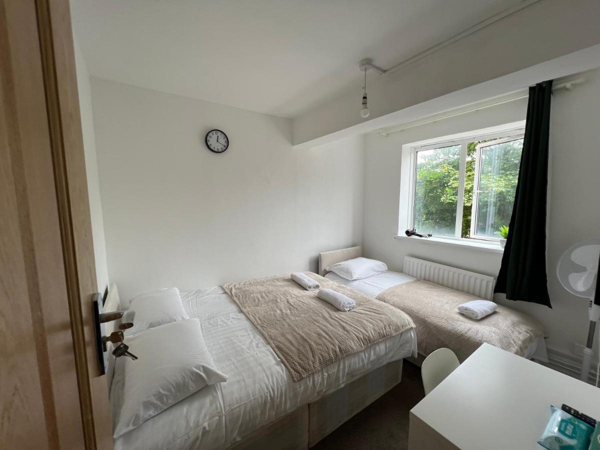 Lovely Budget Rooms In Camden - Kings Cross London Exterior foto
