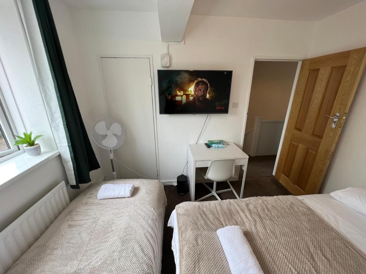 Lovely Budget Rooms In Camden - Kings Cross London Exterior foto